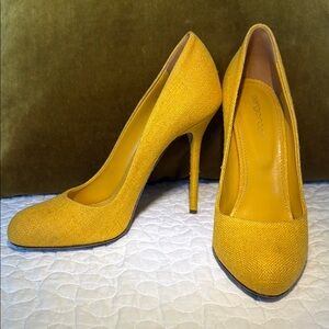 Sergio Rossi Bright Yellow Heels. Size 9